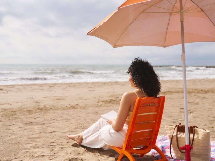 Come fissare bene l'ombrellone in spiaggia
