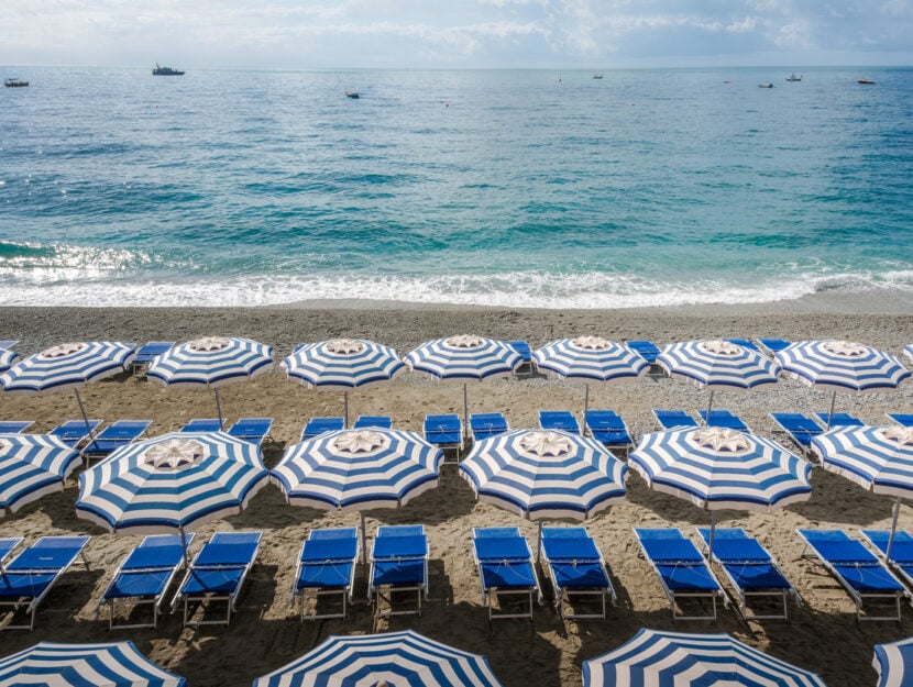 stabilimento balneare in liguria