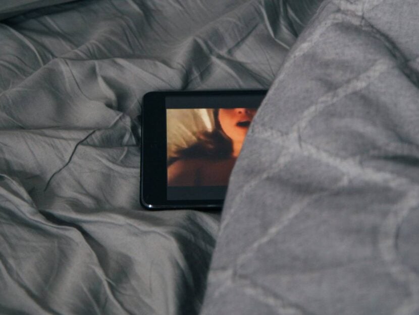 lui si eccita solo con il porno