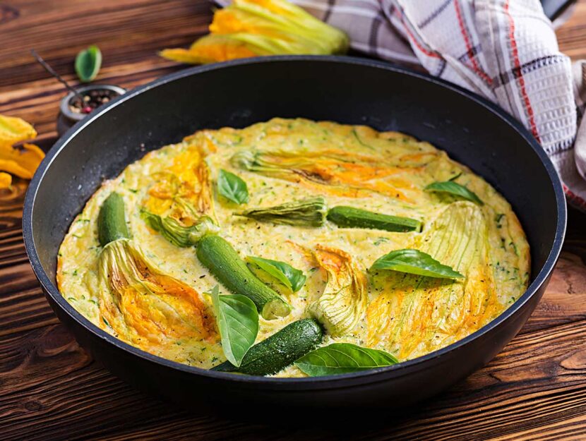 Frittata al forno con fiori di zucca e parmigiano