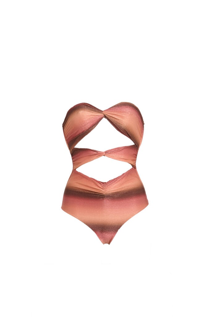 costumi da bagno per valorizzare il seno piccolo tendenza moda estate 2025 swimwear
