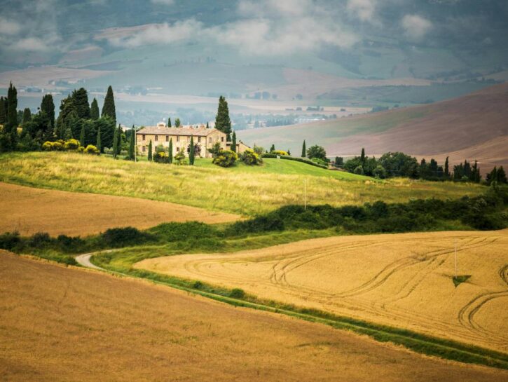 Dal turismo delle radici alle “vacanze identitarie”