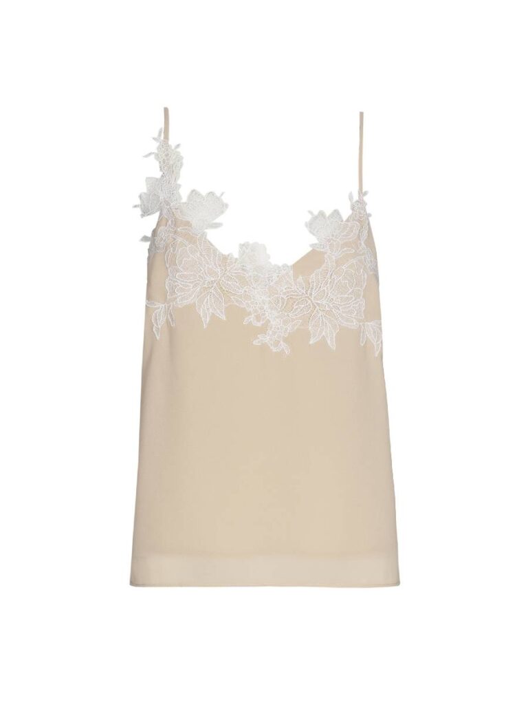 top lingerie con pizzo ispirato al daisy edgar jones
