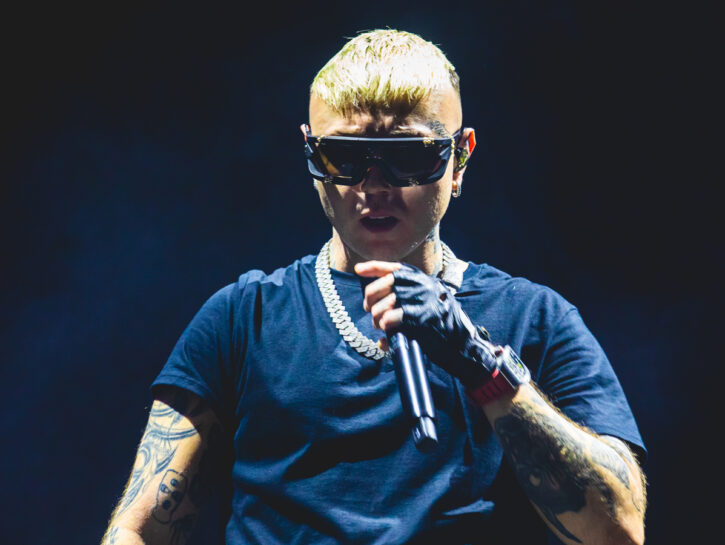 Lazza in concerto a Milano: la scaletta delle canzoni a San Siro