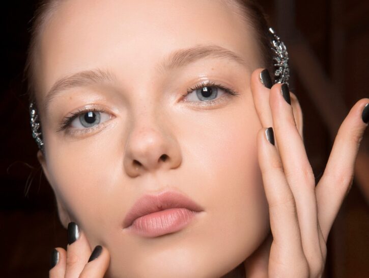 Le alternative al retinolo per una skincare estiva sicura ed efficace
