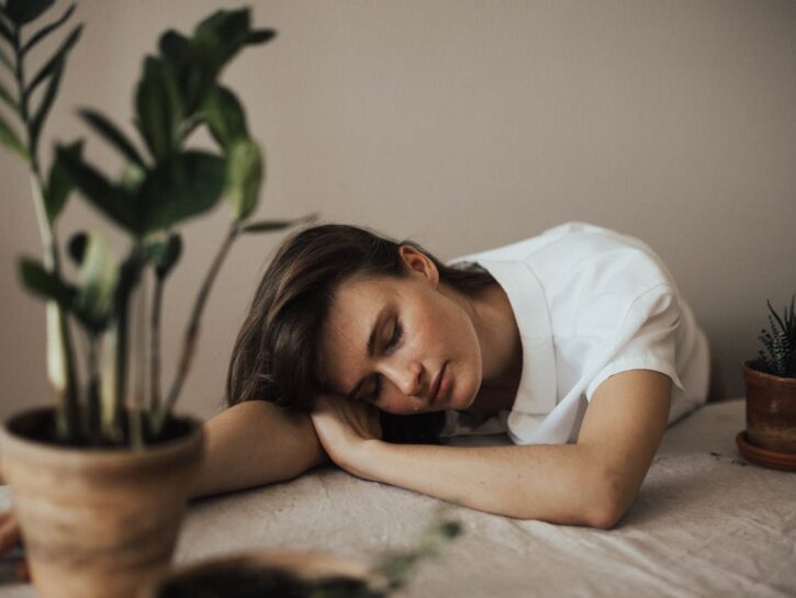 Come contrastare la stanchezza quando fa troppo caldo