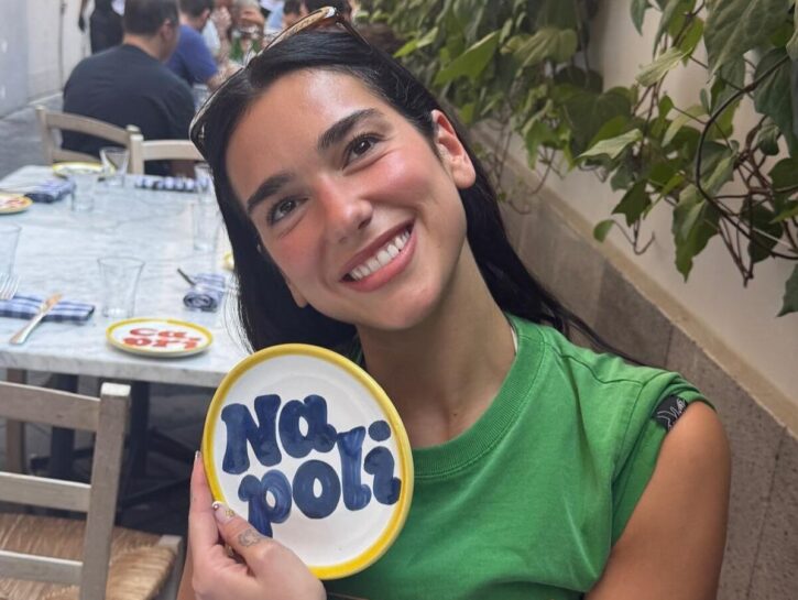 Da Dua Lipa a Elton John, i vip scelgono le vacanze in Italia