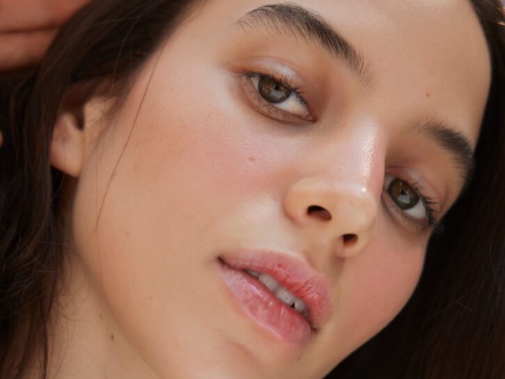 8 consigli sulla skincare estiva per la pelle grassa