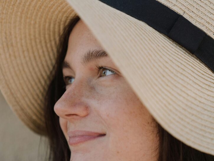 Quanta crema solare applicare sul viso (senza andare in ansia da SPF)?