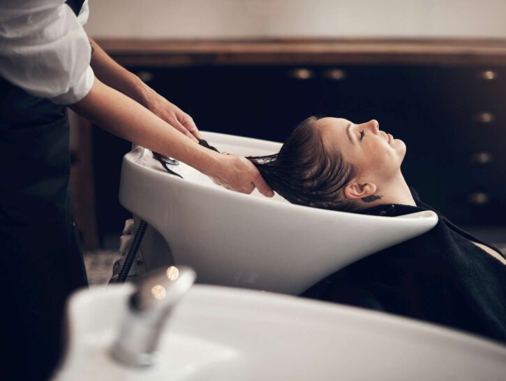 Spiritual haircutting, quando il taglio di capelli si basa sui chakra