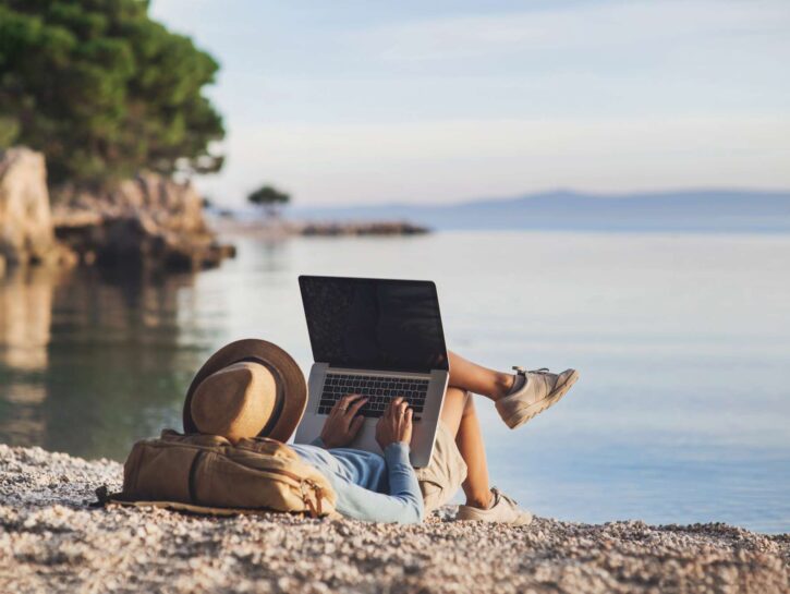 Smart working all'estero? I visti per nomadi digitali
