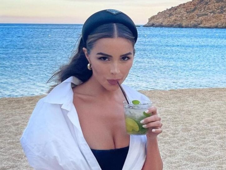 Trucco per andare al mare: look, prodotti e consigli a prova di bagni e abbronzatura