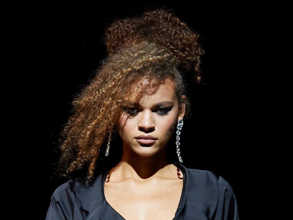 acconciature capelli ricci