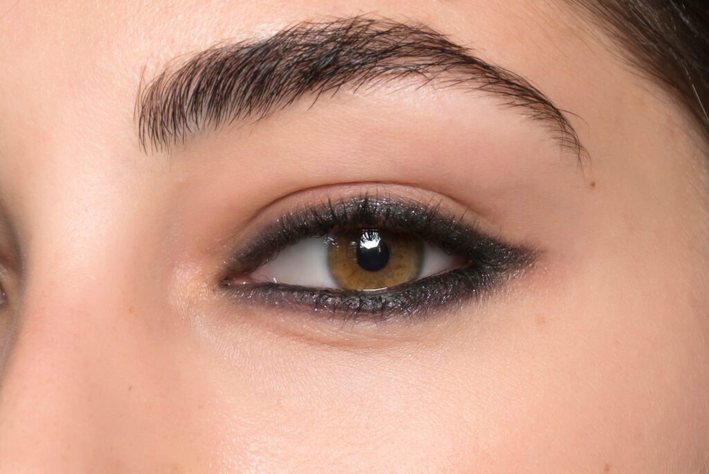 trucco con brillantini
