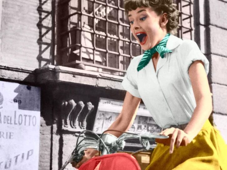 Audrey Hepburn, la diva che svuotò l’armadio ma riempì la storia della moda