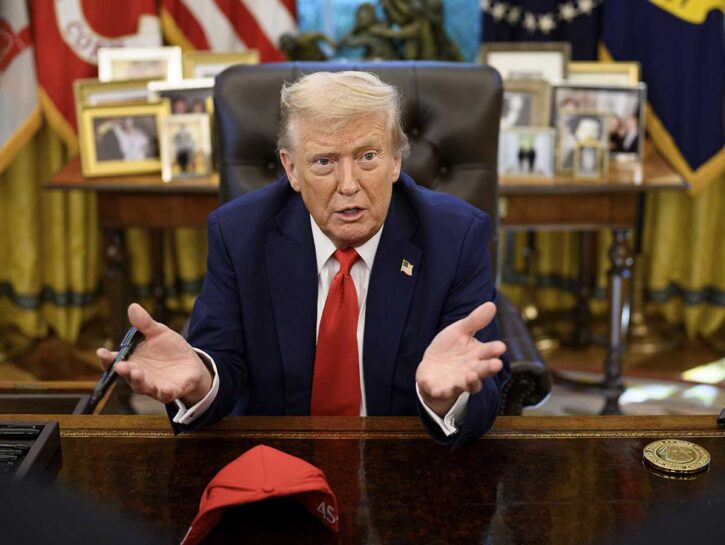 «Trump è morto» perché in USA ne sono tutti convinti: dal livido alla mano ai Simpson
