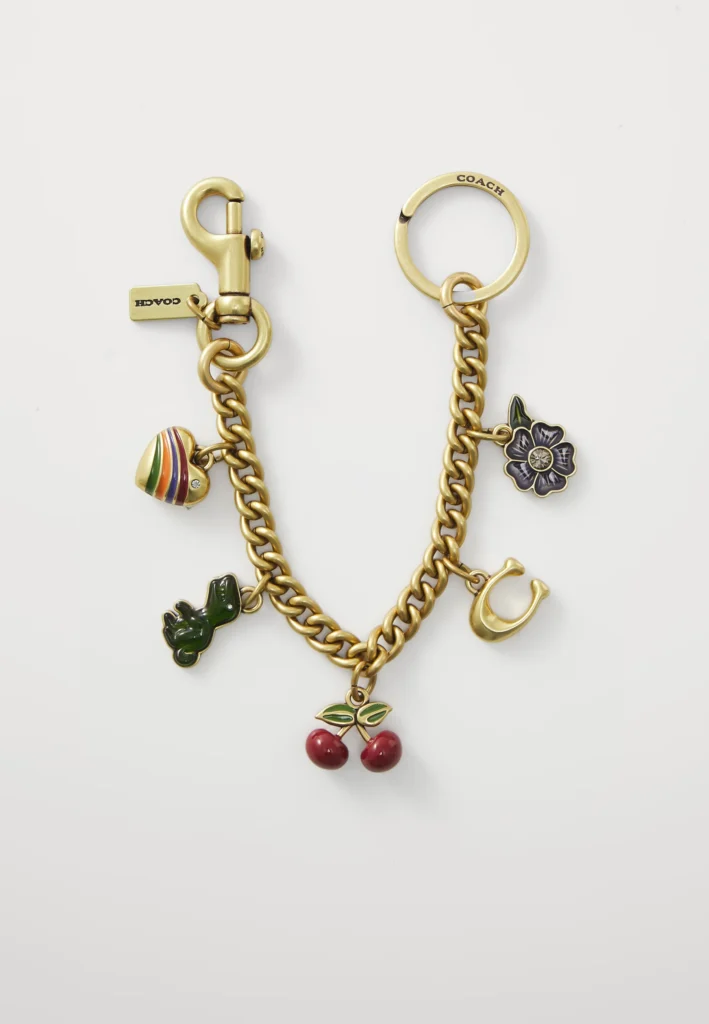 charms per borse e gonne tendenza accessori moda autunno 2025