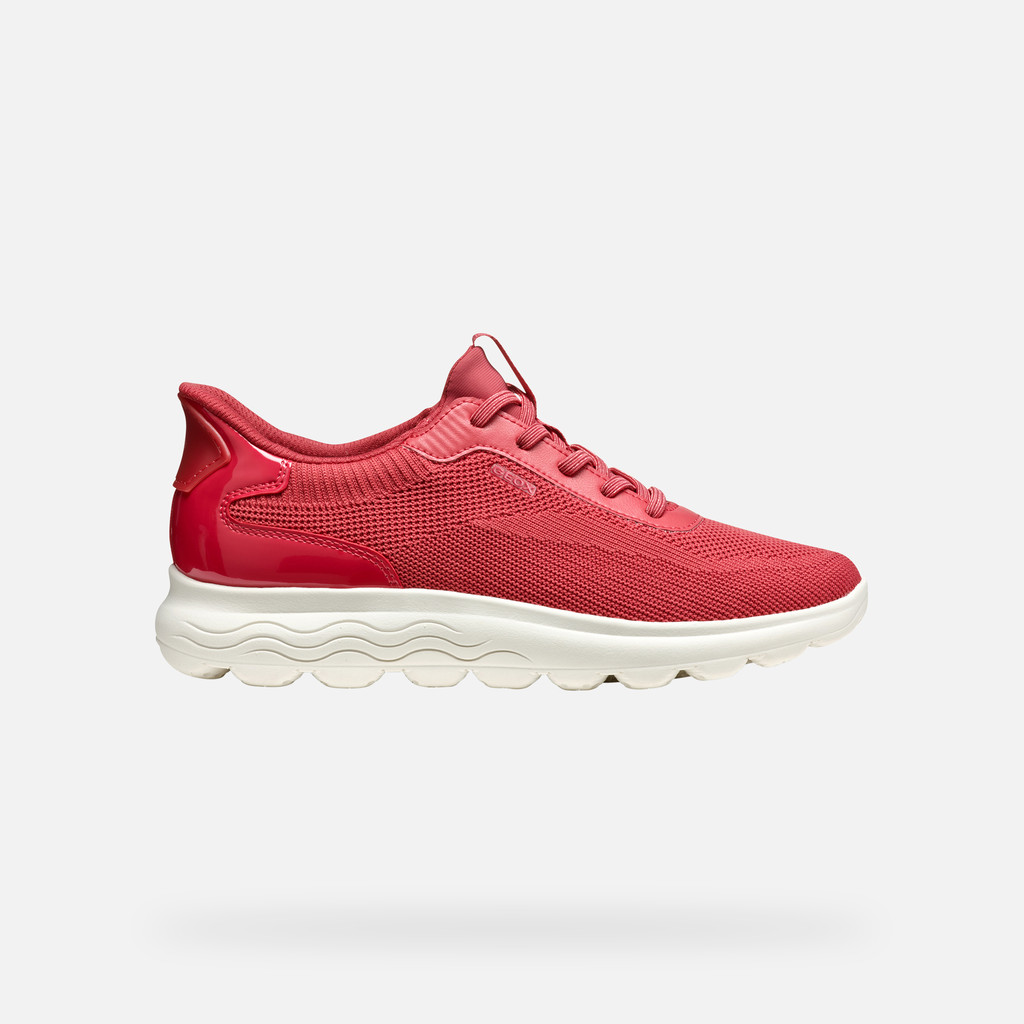 migliori sneakers rosse tendenza scarpe moda autunno 2025