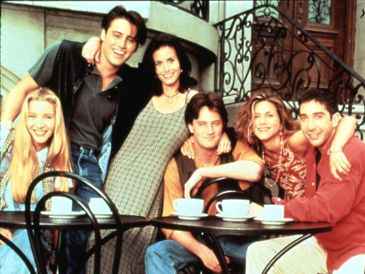 Curare la nostalgia con le vecchie serie tv: il metodo Gen Z