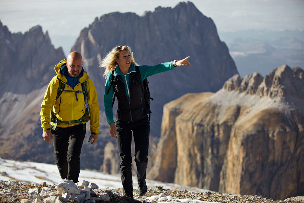 Val di Fassa trekking per donne al Sass Pordoi