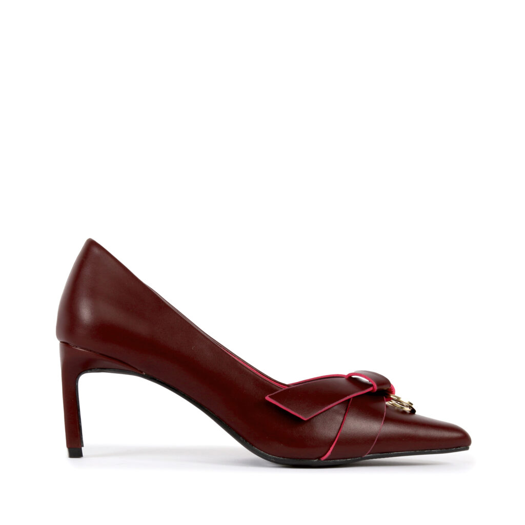 d&eacute;collet&eacute; abbinamento bordeaux e celeste