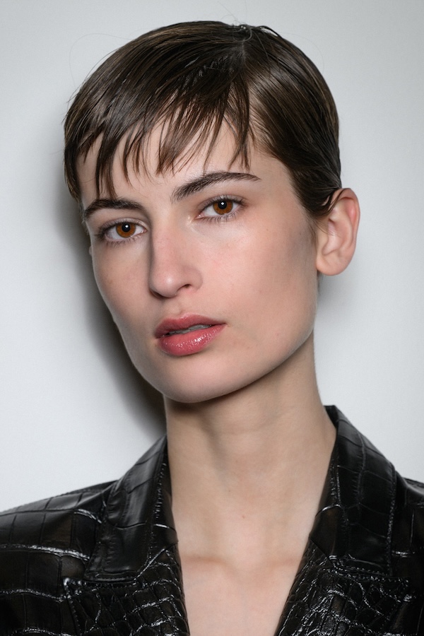 capelli corti gel o cera