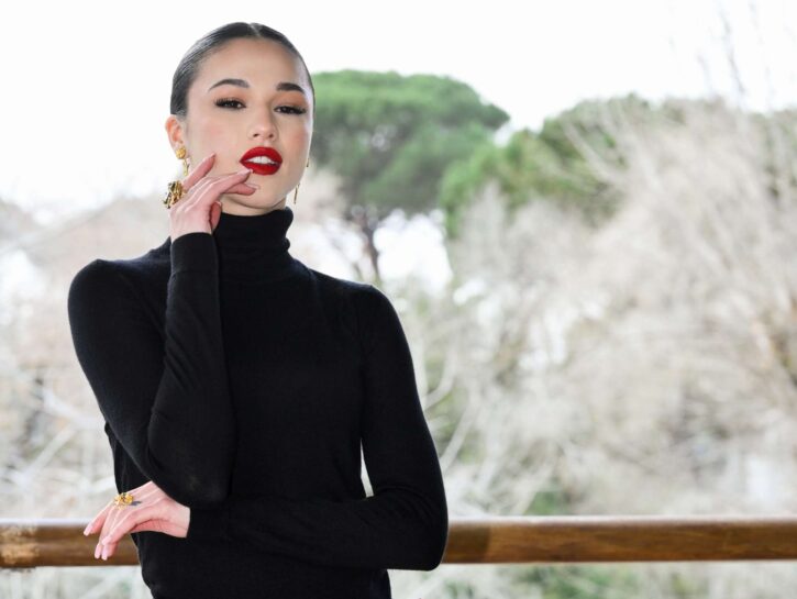 Copia lo stile di Maria Esposito per un caschetto mosso perfetto