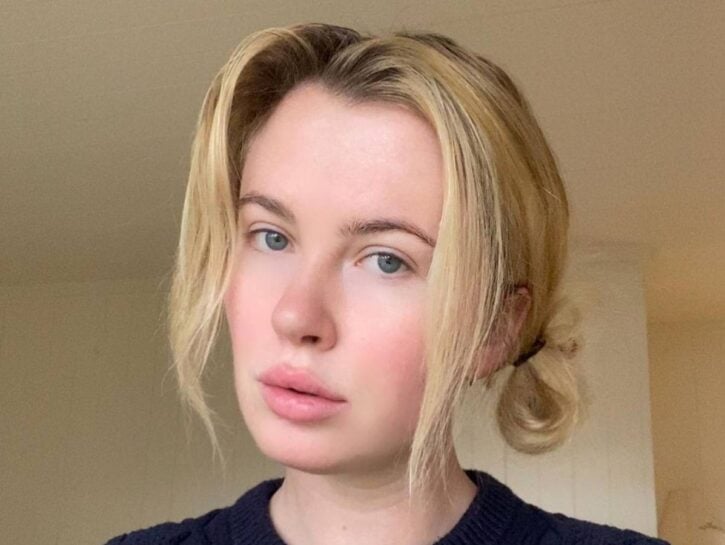 Figli contro genitori, come la figlia di Alec Baldwin e Kim Basinger