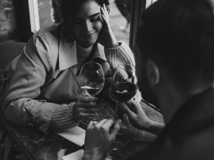 Dopo 7 anni amo ancora il mio ex.  Dovrei ricontattarlo?