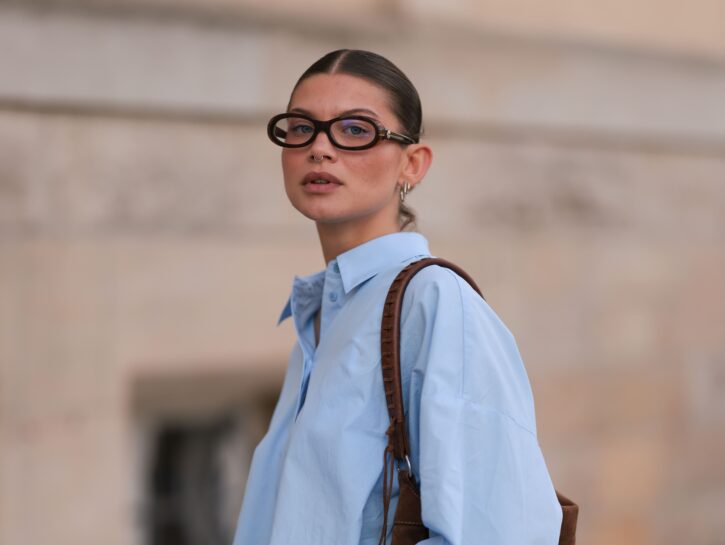 Camicia oversize, ecco come indossarla quest’autunno