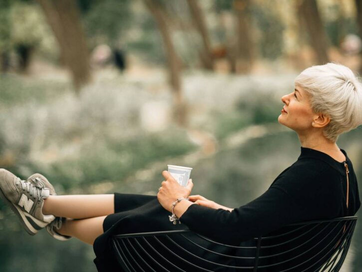 WDNC (We Do Not Care):  la rivoluzione delle donne in menopausa