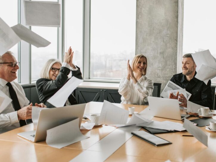 Lavorare felici dai 20 ai 60? È possibile, ma ci vuole impegno