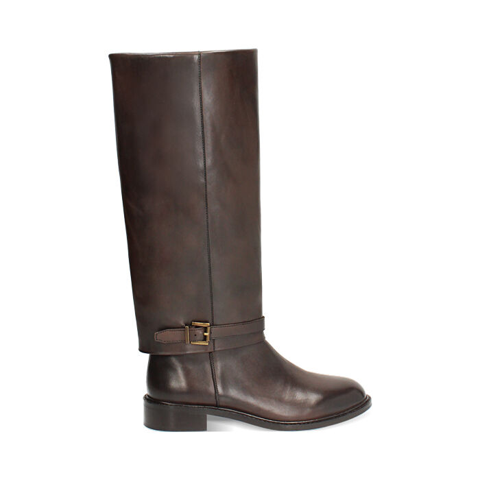 migliori stivali bassi tendenza scarpe moda autunno 2025
