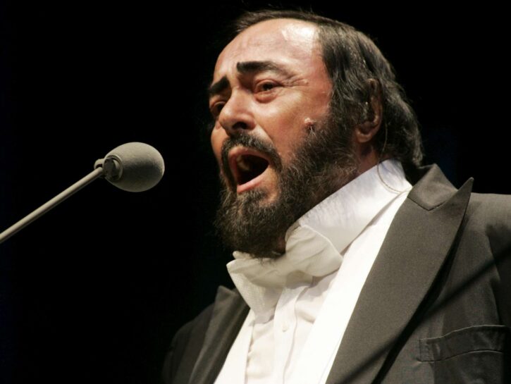 Luciano Pavarotti, all'Arena di Verona l'omaggio al Maestro: gli ospiti da Andrea Bocelli a Mahmood