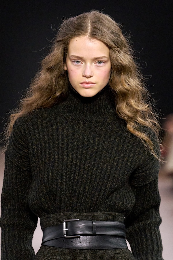 capelli lunghi effetto piatto