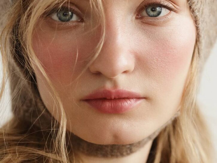 Freddo non ti temo: ecco la skincare e i prodotti da provare subito per una pelle al top