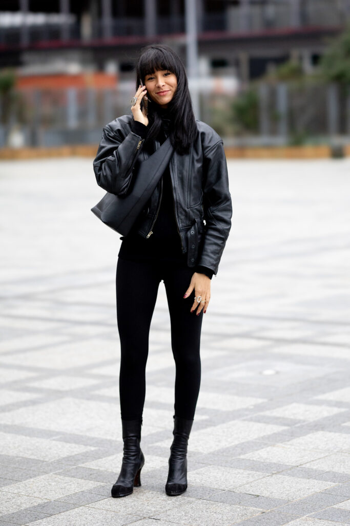 come abbinare leggings e stivali tendenza moda autunno 2025