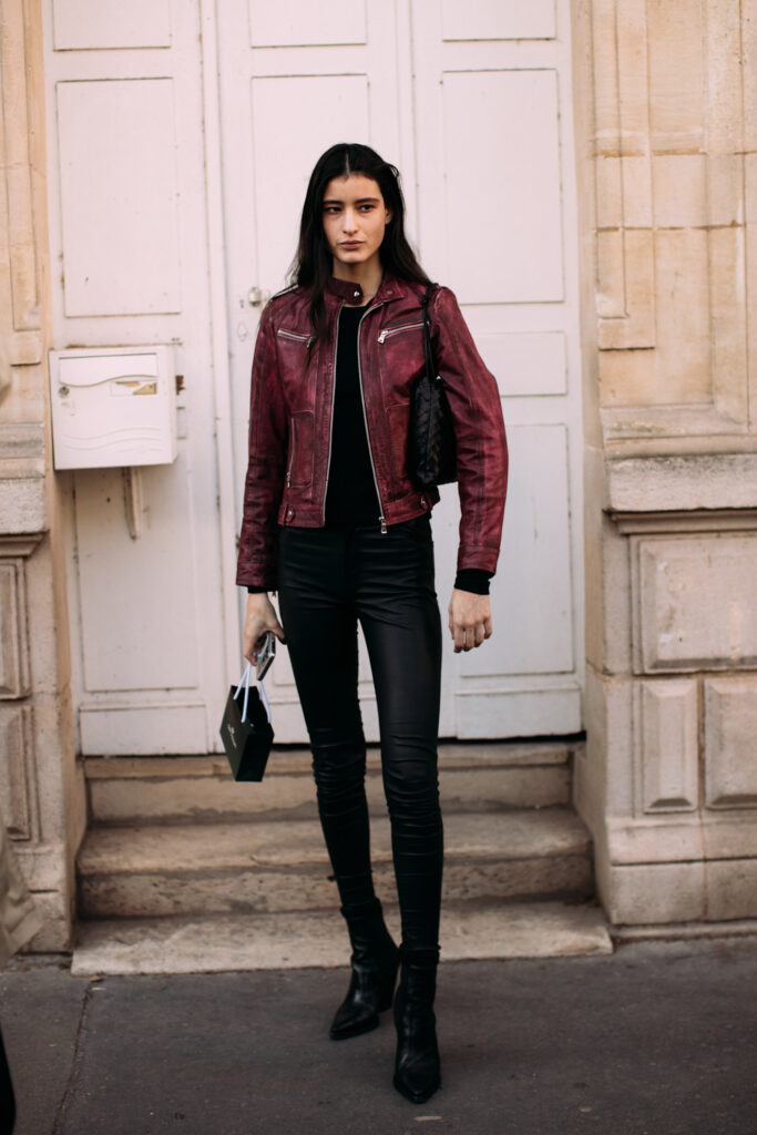 come abbinare leggings e stivali tendenza moda autunno 2025