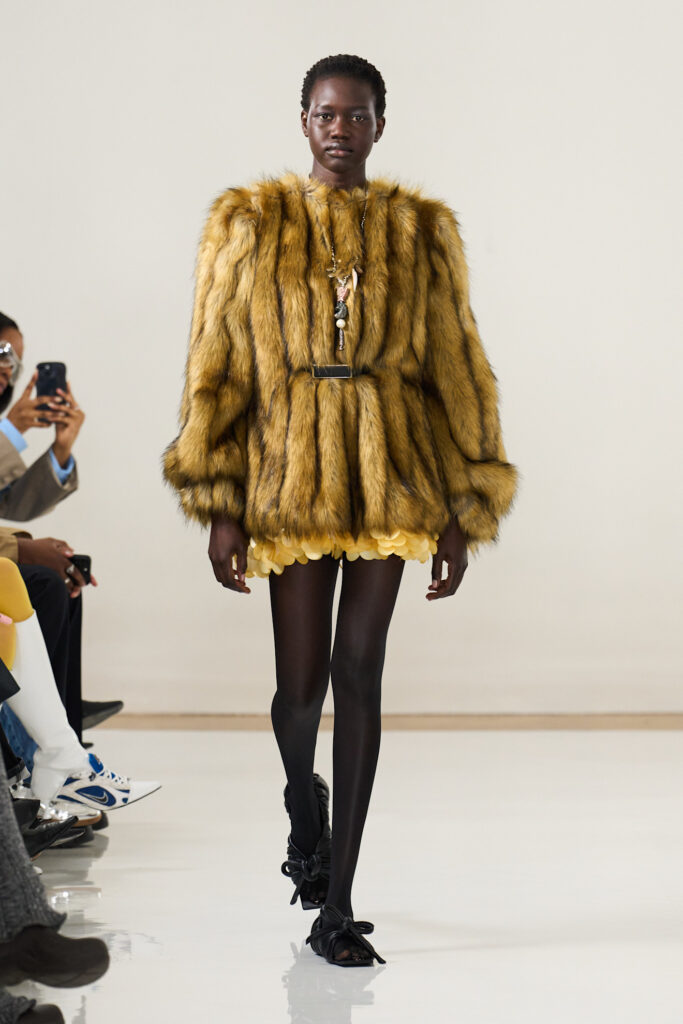 come vestire in stile retro tendenza moda inverno 2025 2026