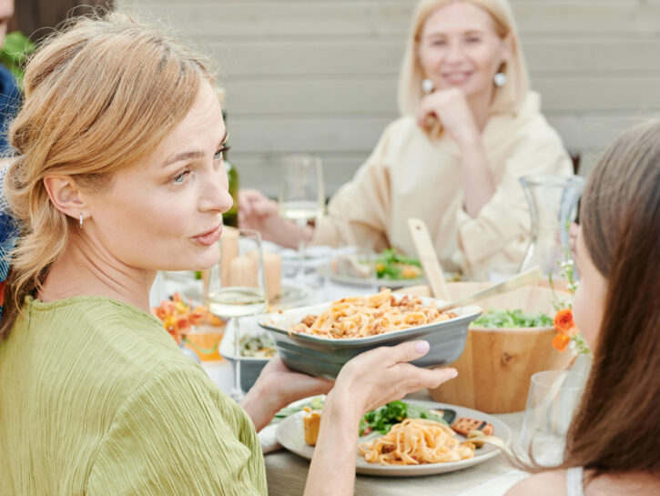 Alimentazione: meglio il digiuno intermittente o la dieta tradizionale?