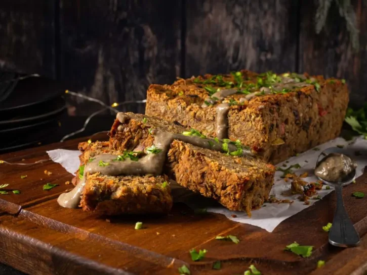 Terrina di lenticchie e funghi, l'alternativa al classico polpettone di carne