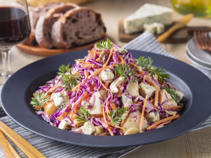 Insalata di cavolo cappuccio e mele: un tocco di freschezza autunnale