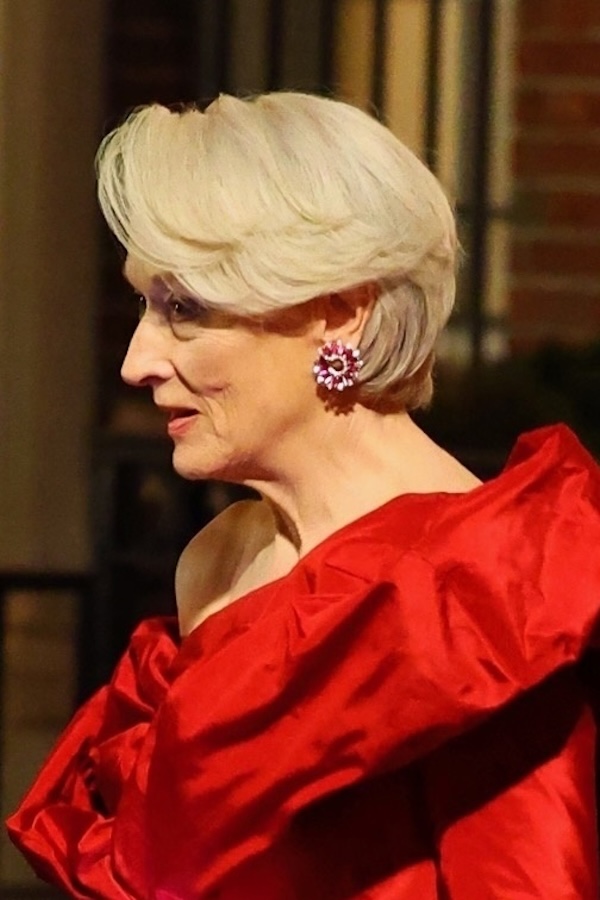 taglio capelli bianchi elegante