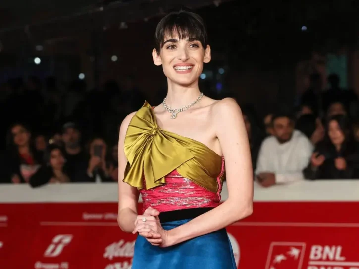 Pilar Fogliati torna al cinema, dopo «Follemente» ecco «Breve storia d'amore»: «Anche io tradita da un'amica»