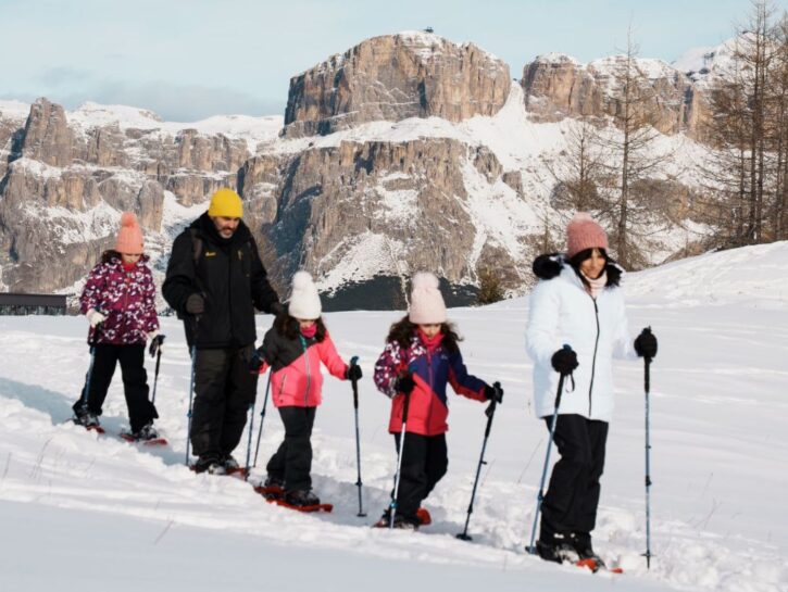 Piste da sci e rifugi, ciaspole e parchi gioco: l’inverno in Val di Fassa-Carezza è per tutti