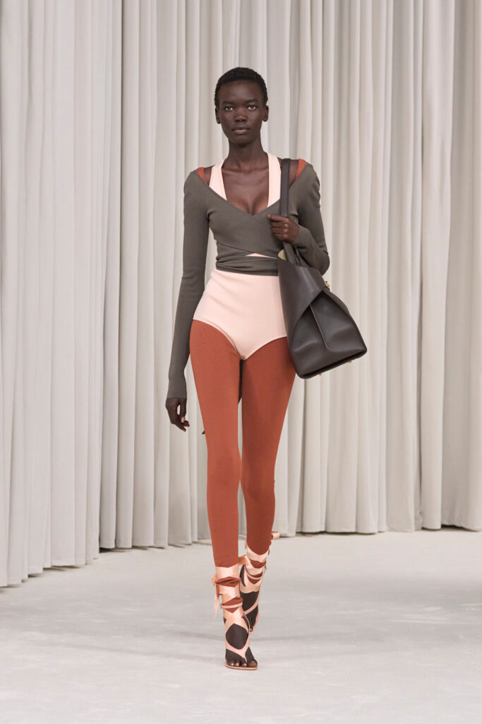 tendenze moda inverno 2025 cosa &egrave; passato di moda