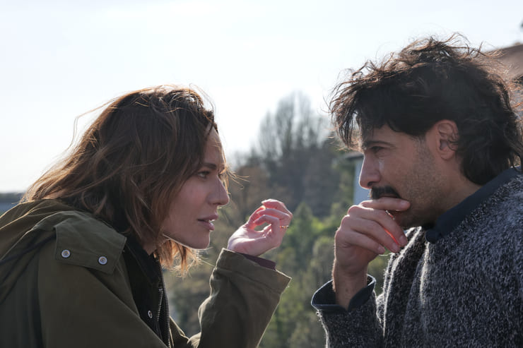 Laura Chiatti e Marco Bocci in una scena della serie tv Se fossi te di Luca Lucini