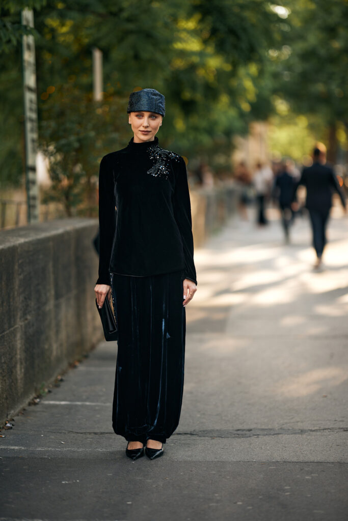come abbinare i vestiti di velluto tendenze moda inverno 2026