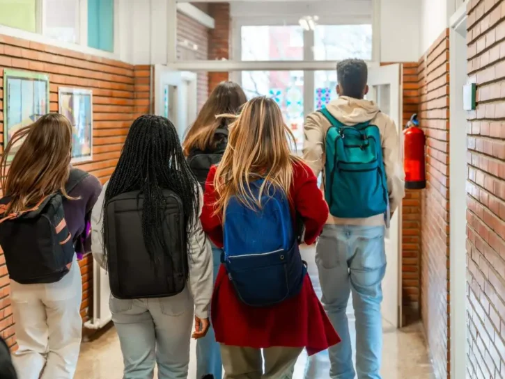 Educazione sessuale alle medie con il consenso dei genitori, ok della Camera