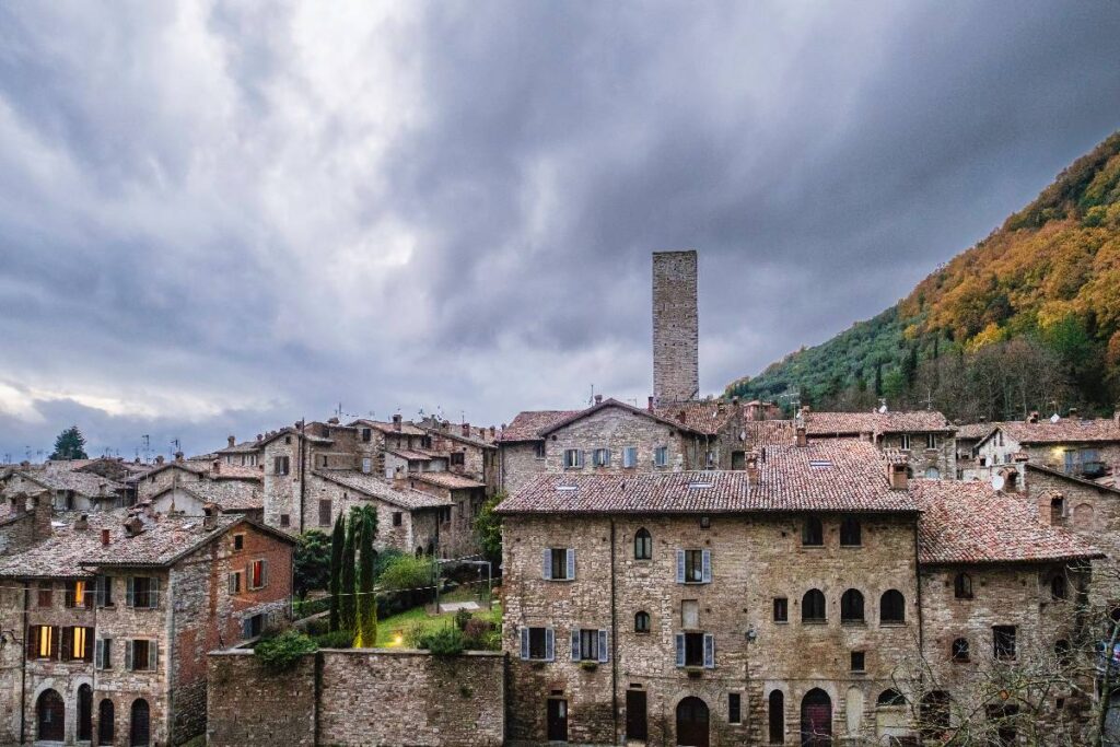 veduta di Gubbio